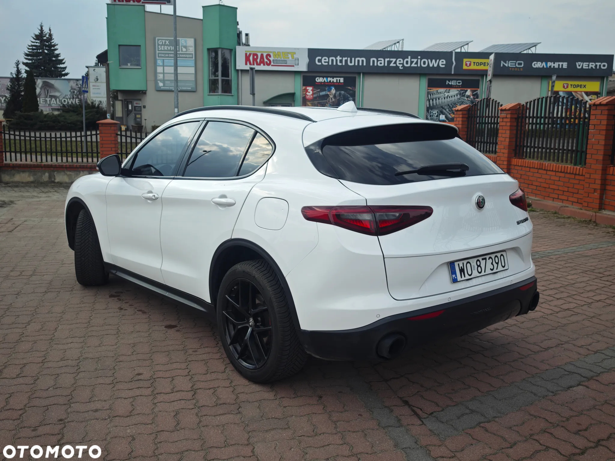 Alfa Romeo Stelvio 2.0 Turbo 16V AT8-Q4 Veloce - 8
