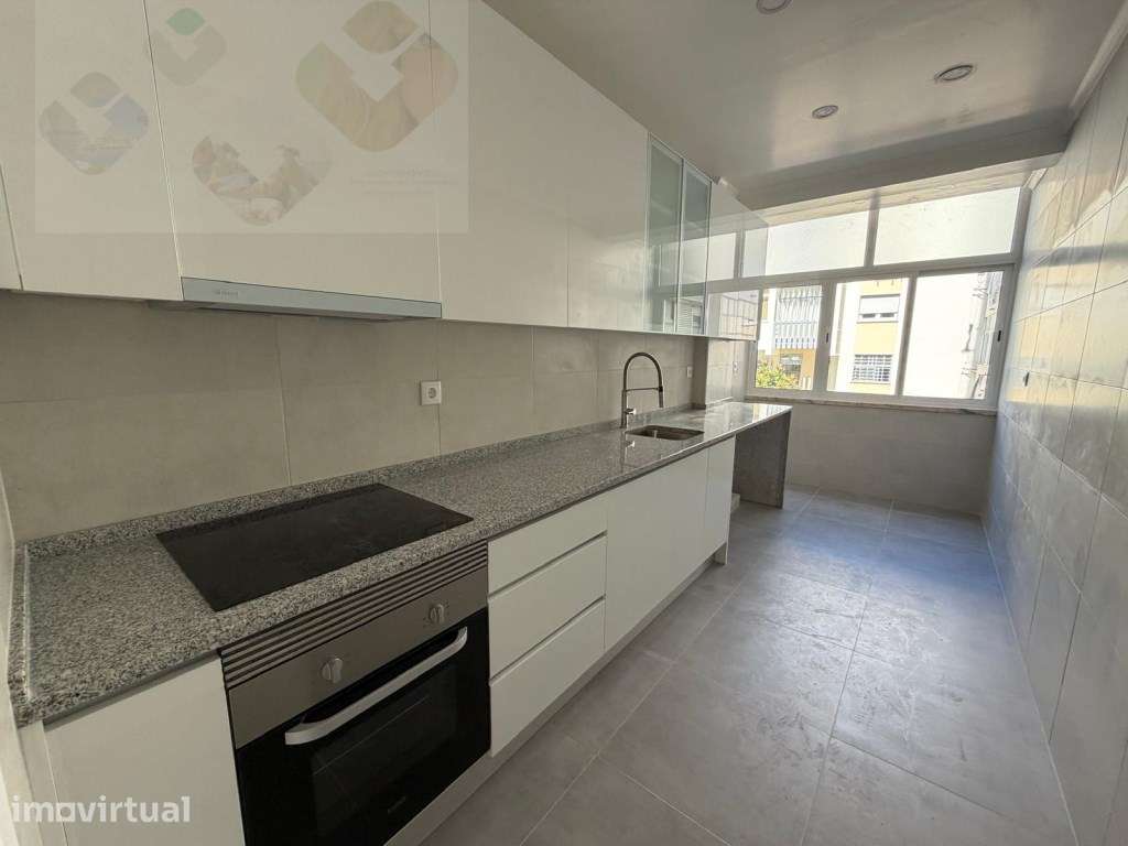 Apartamento T2 Arrendamento Amadora - Grande imagem: 2/15