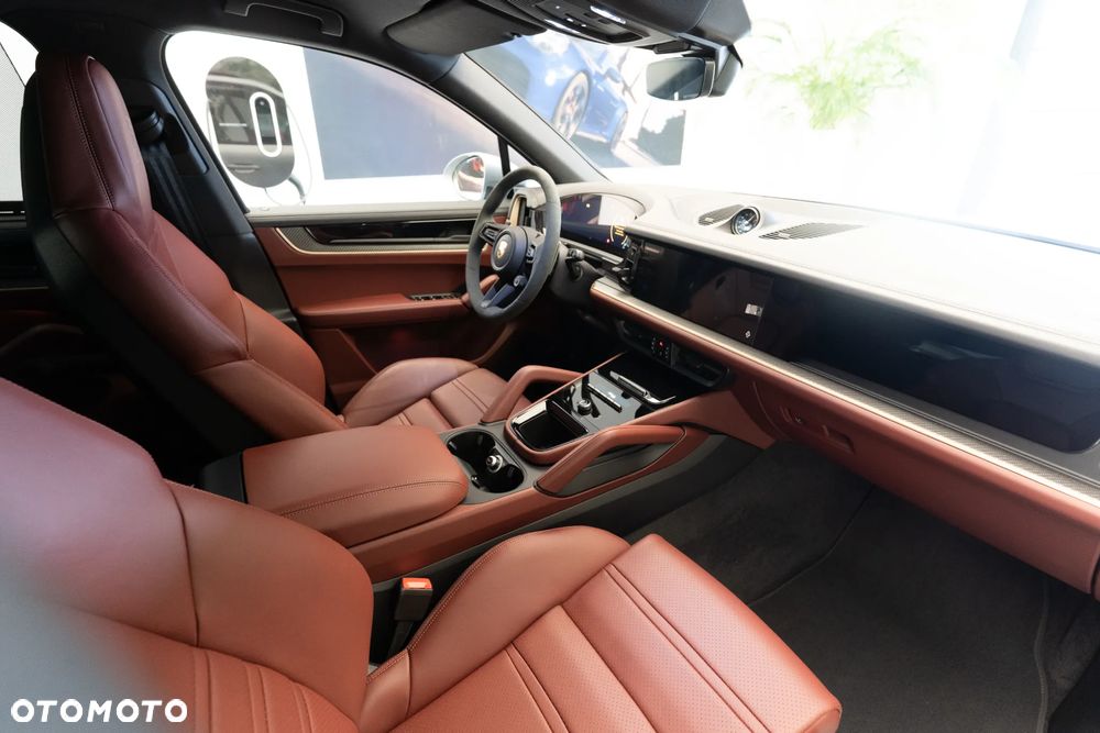 Porsche Cayenne - 14