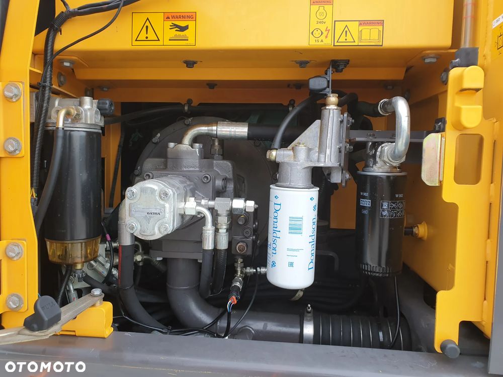 Volvo EW140D ROTOTILT/SZCZYPCE SPROWADZONA SUPER STAN - 28