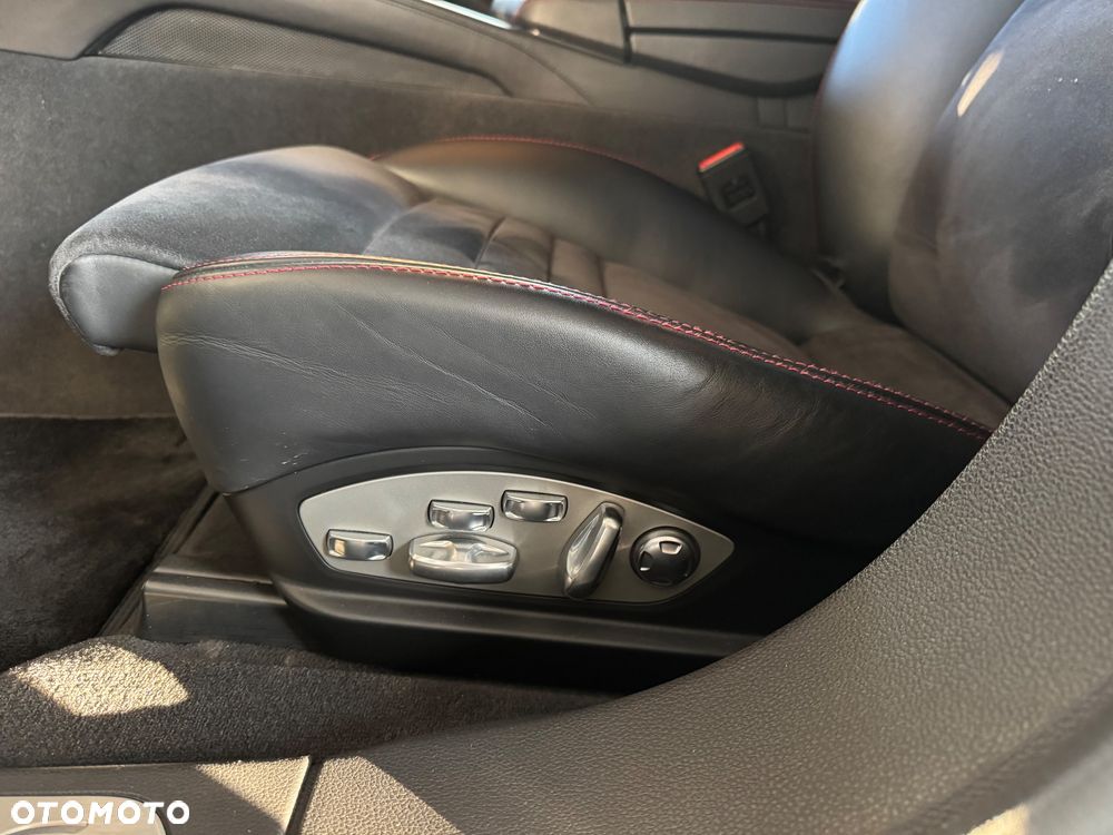 Porsche Panamera GTS PDK - 13