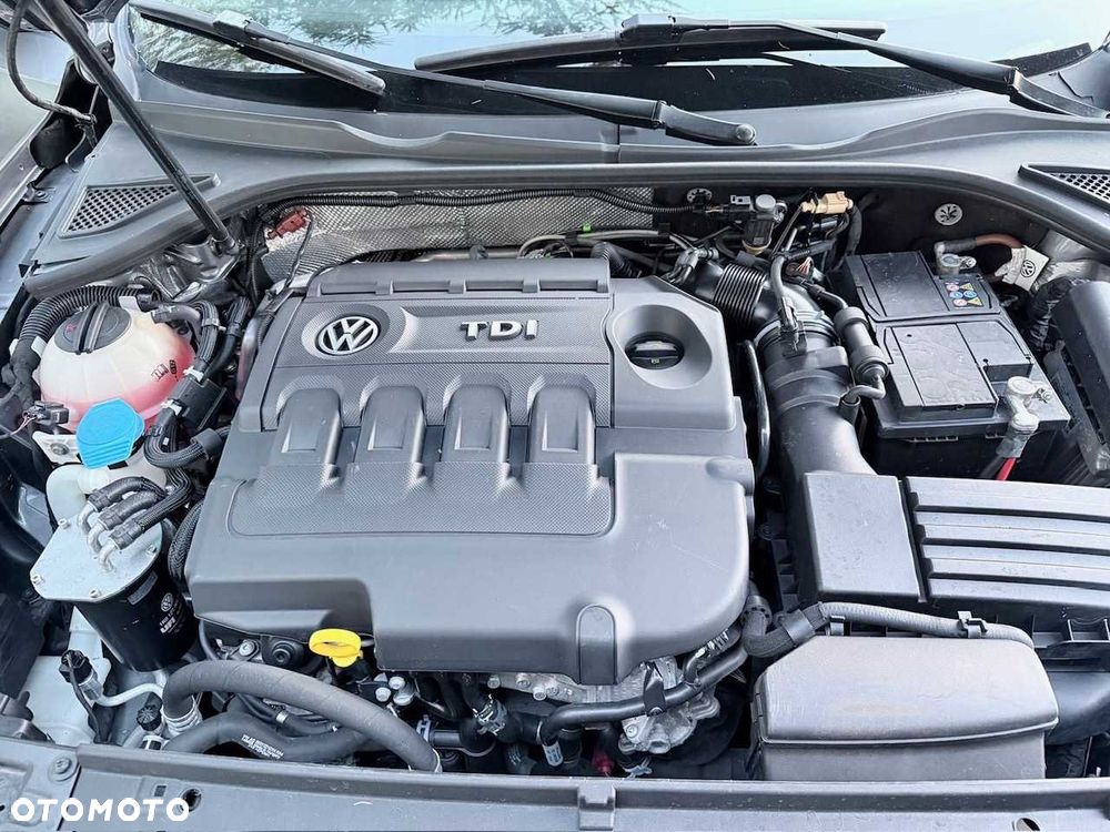 Volkswagen Passat - 7