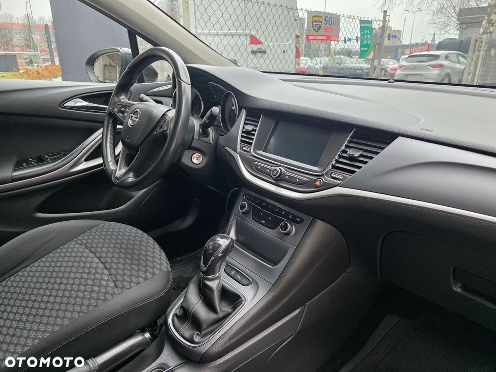 Opel Astra V 1.4 T Enjoy - 12