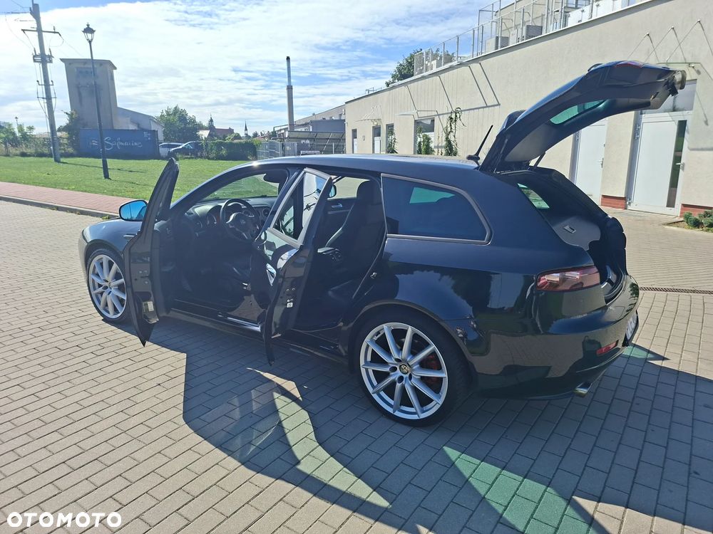 Alfa Romeo 159 2.4 JTDM 20V DPF Q-Tronic ti - 12