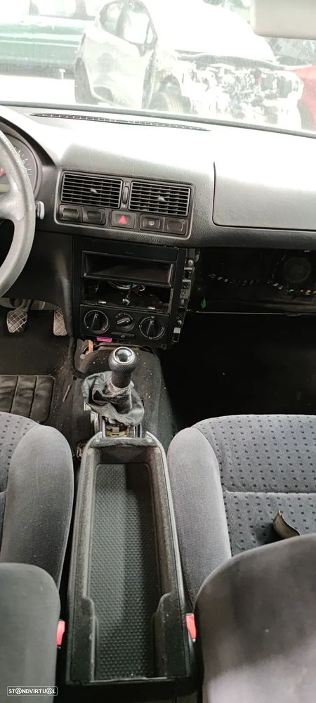 VW GOLF IV PARA PEÇAS - 10