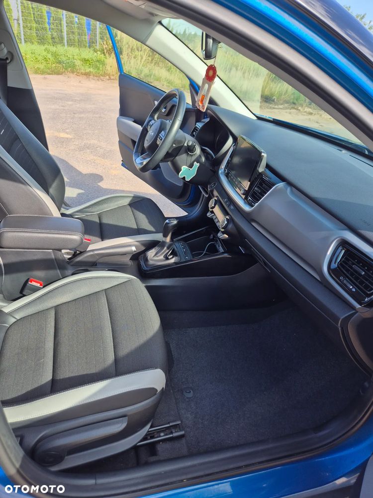 Kia Stonic 1.0 T-GDI L Business Line - 11