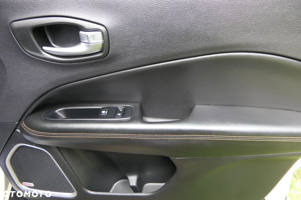 Jeep Compass 1.4 MultiAir Limited - 34