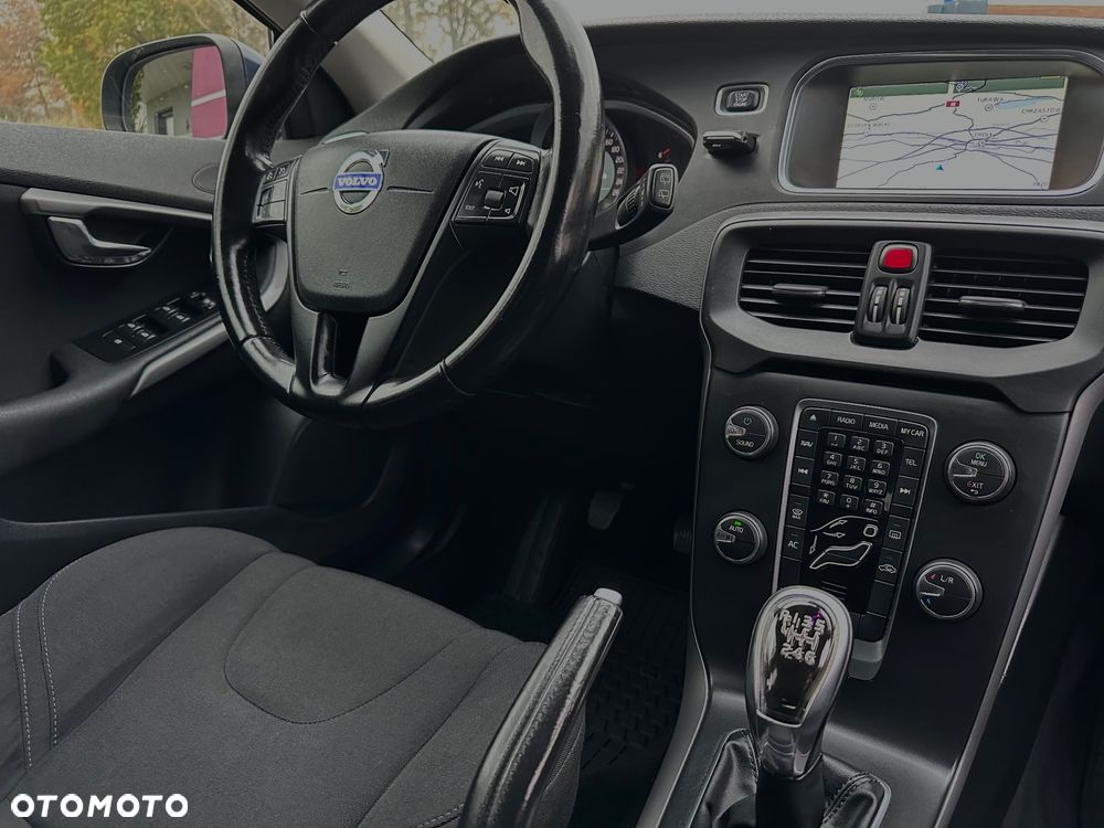 Volvo V40 D2 Kinetic - 18