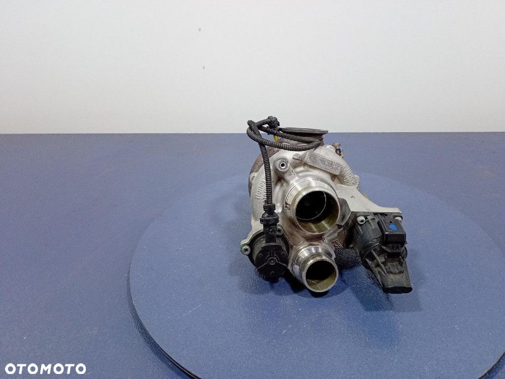BMW X6 G05 G06 G07 4.4 V8 530KM TURBOSPRĘŻARKA TURBO 8681198 - 2