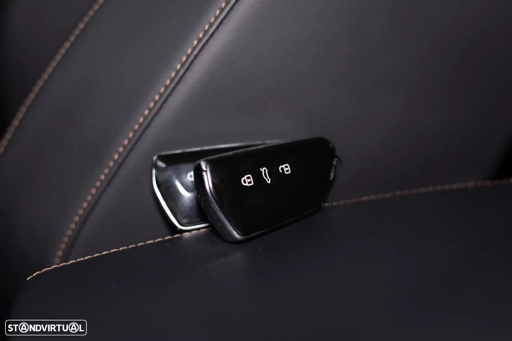 Cupra Formentor 1.4 e-Hybrid DSG VZ - 45