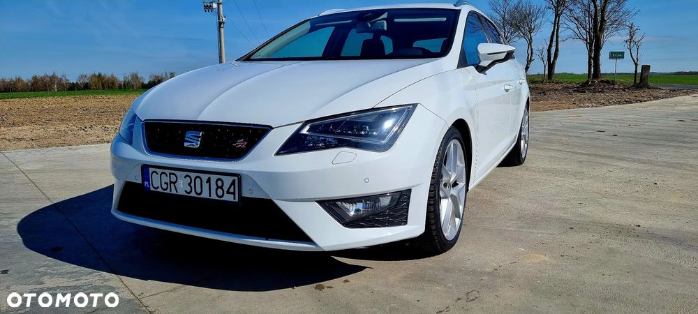 Seat Leon 2.0 TDI DPF Ecomotive DSG FR - 4