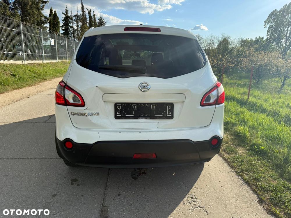 Nissan Qashqai+2 - 22
