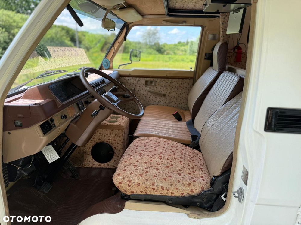 Mitsubishi L300 ~ Kamper ~ 6 osób ~ w pełni sprawny ~ Sprowadzony ~ Możliwość dowozu po zakupie - 9
