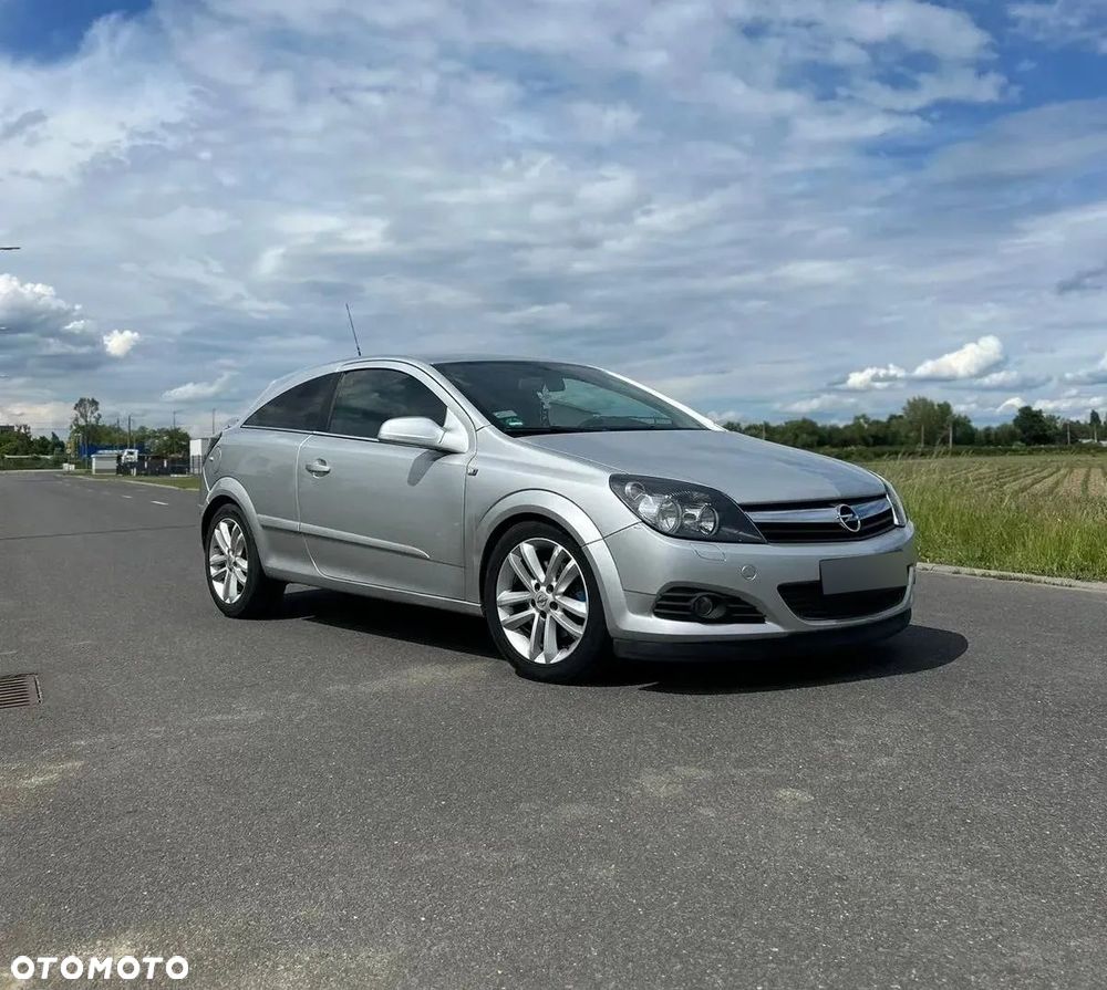 Opel Astra 2.0 Turbo Sport - 2