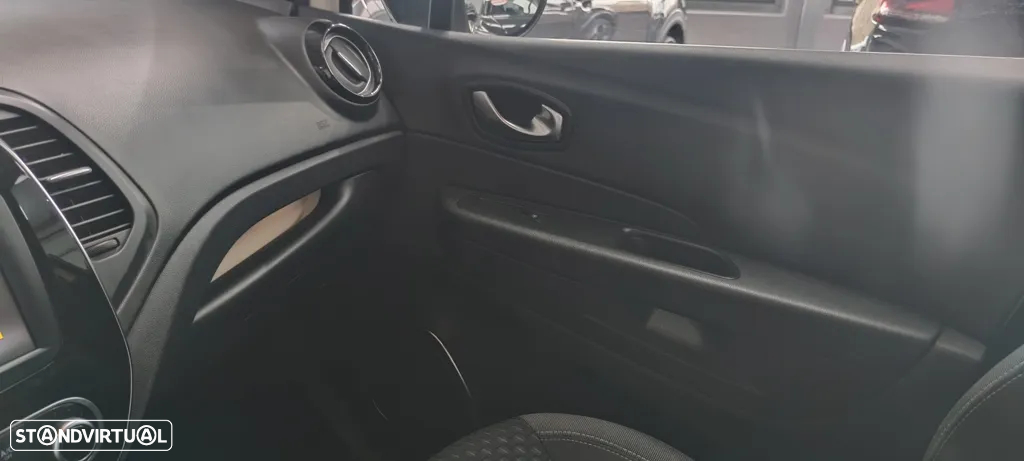 Renault Captur 0.9 TCE Exclusive - 12