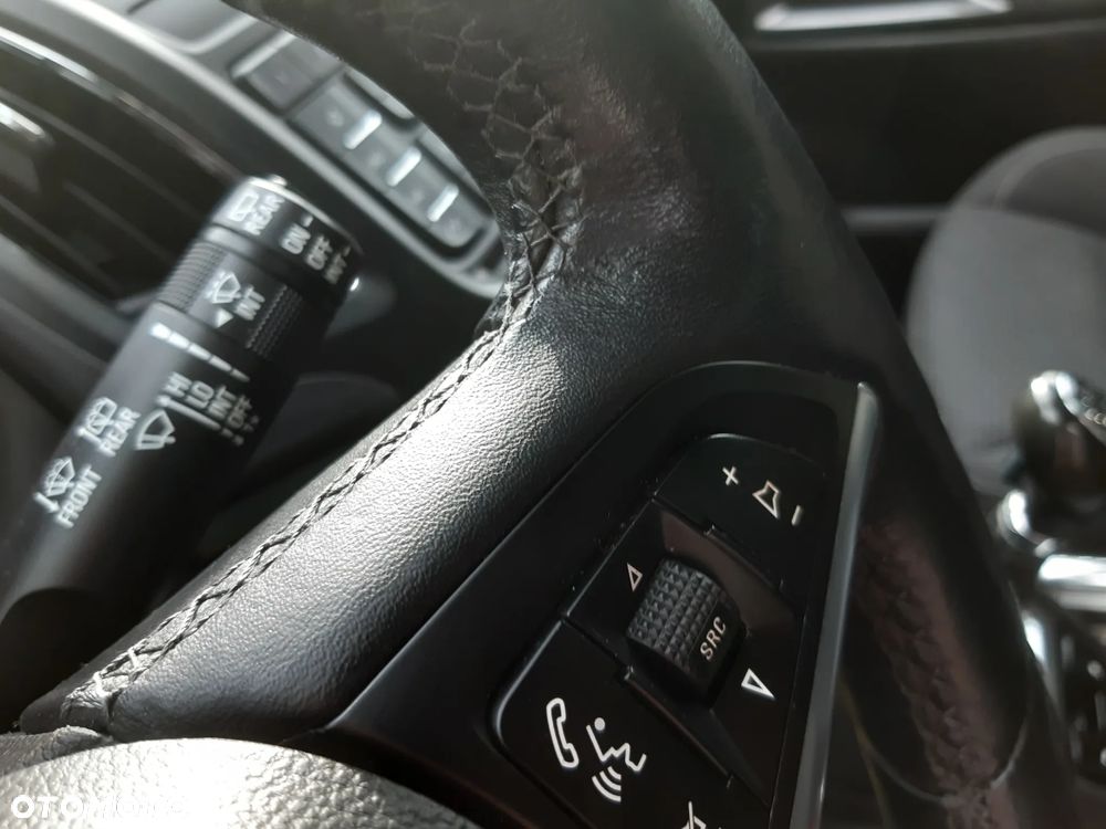 Opel Zafira 1.4 Turbo (ecoFLEX) Start/Stop ON - 33