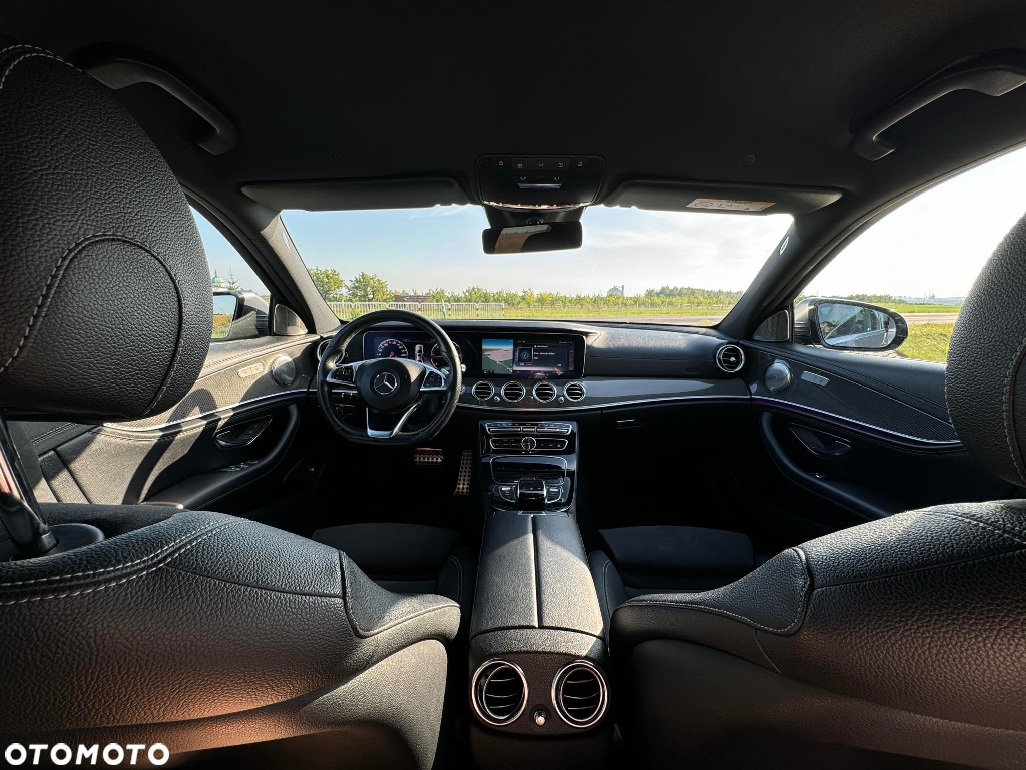 Mercedes-Benz Klasa E 220 d T 9G-TRONIC AMG Line - 12