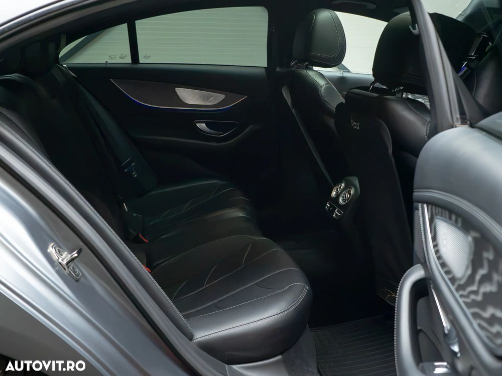 Mercedes-Benz CLS - 27