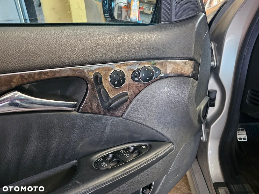 Mercedes-Benz Klasa E 500 Avantgarde - 8