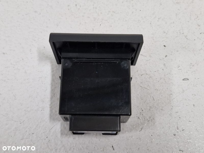kia soul ii 2 usb aux gniazdo 96120-b2010 - 3