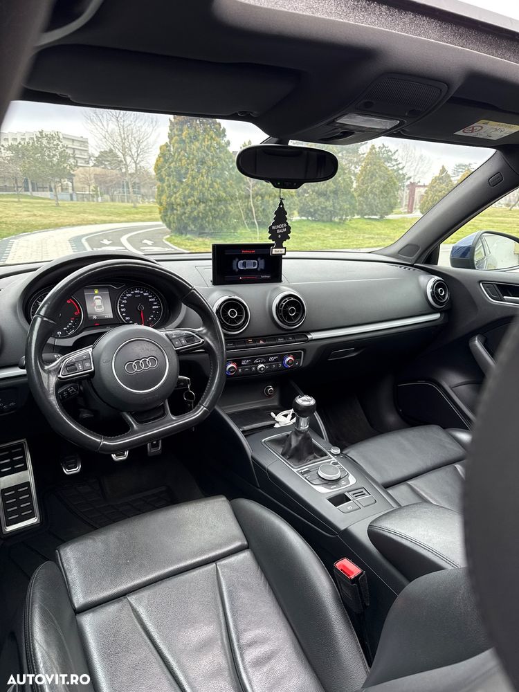 Audi A3 2.0 TDI ack S line Sportpaket - 11