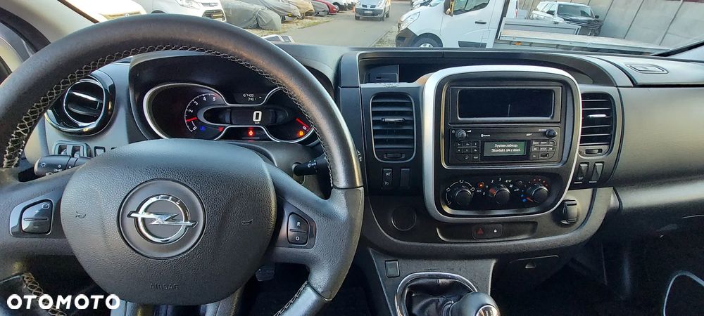 Opel VIVARO - 16