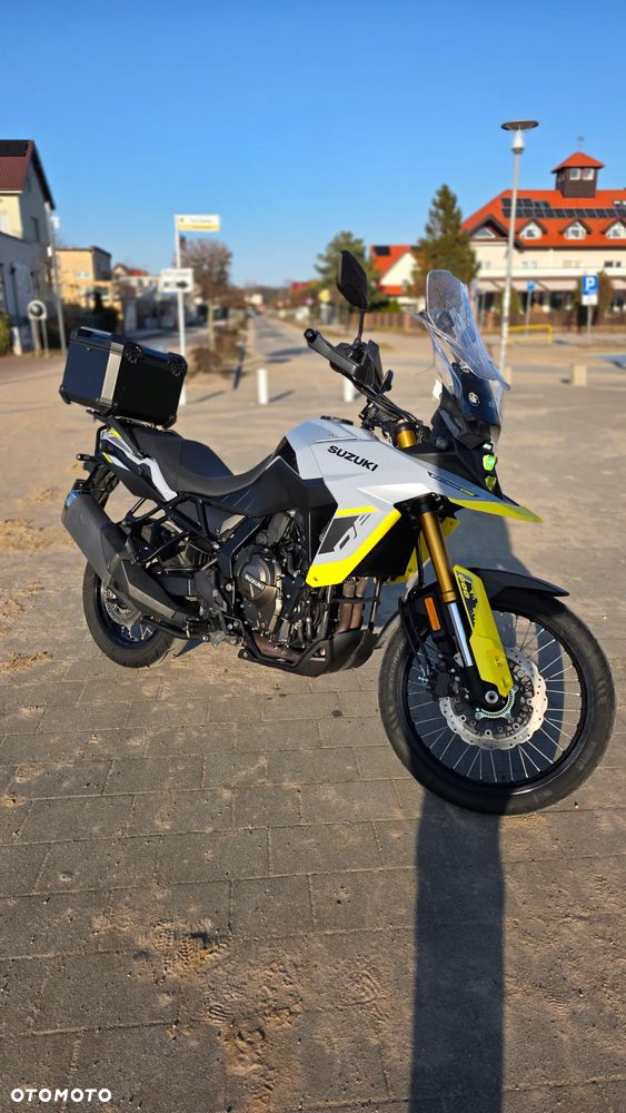 Suzuki V-STROM - 4