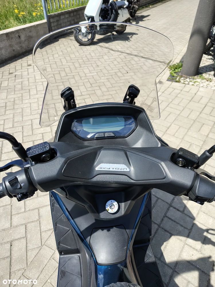 Kymco Skytown - 17