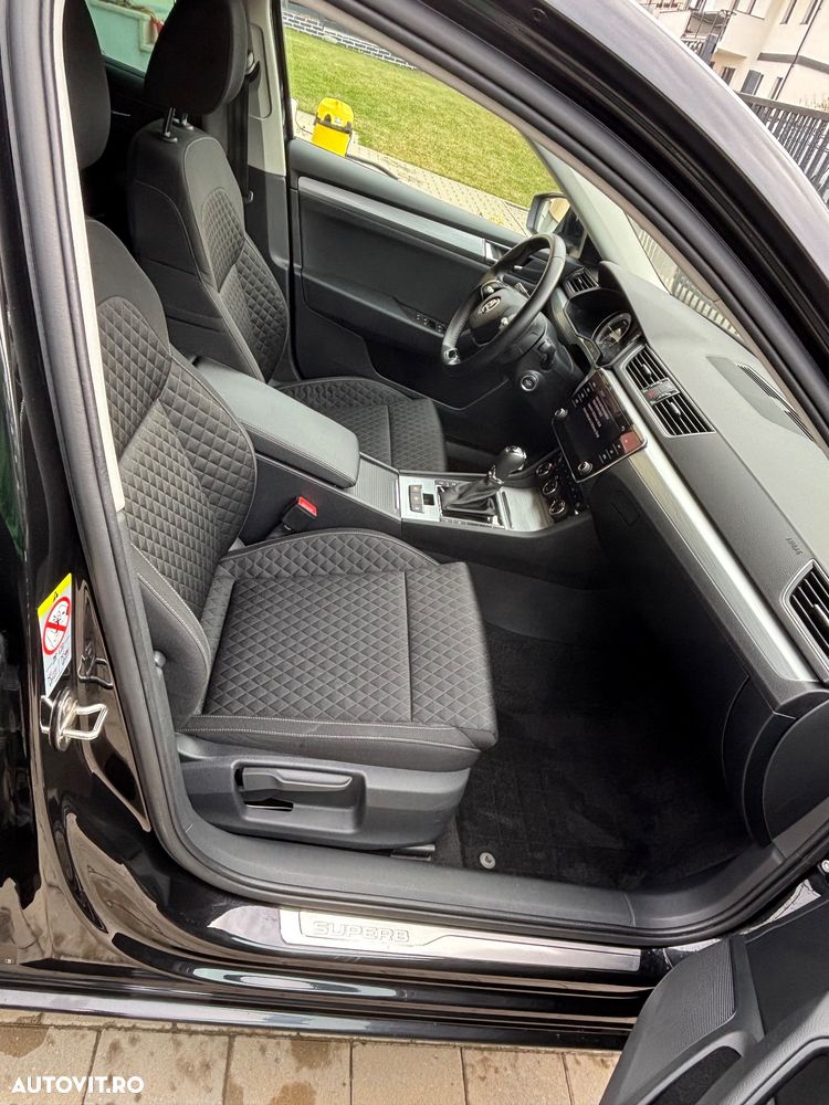 Skoda Superb 2.0 TDI DSG Ambition - 13