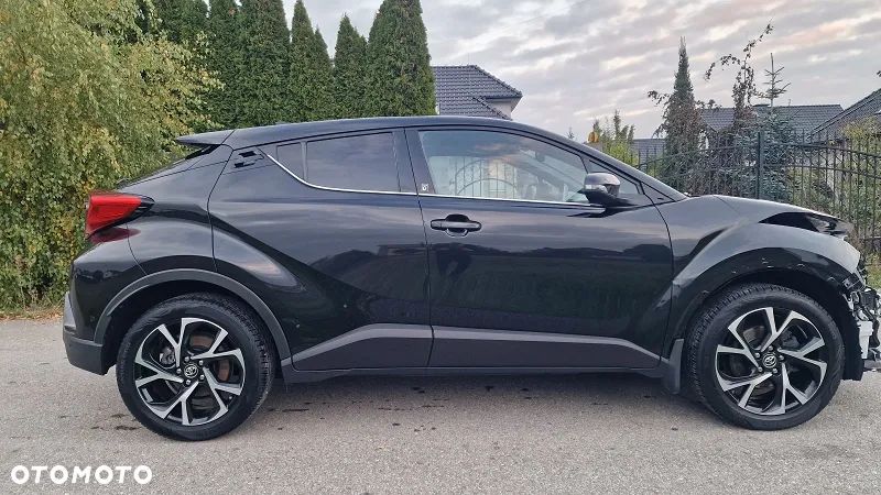 Toyota C-HR 1.2 Turbo Team Deutschland - 25