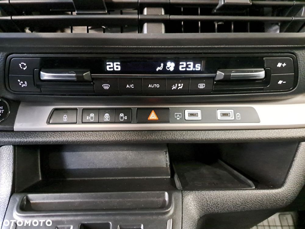 Toyota Proace Verso 2.0 D4-D Long VIP - 28