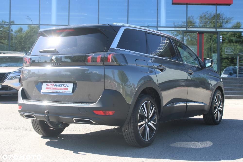 Peugeot 5008 - 5