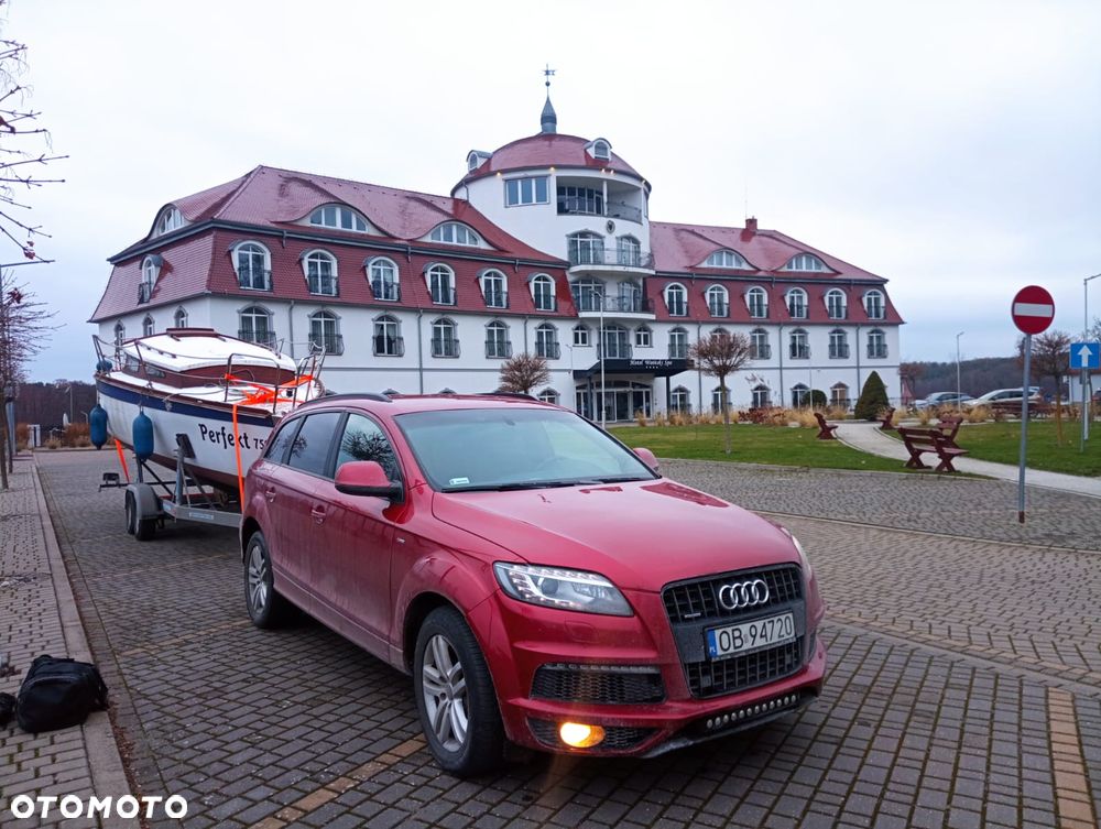 Audi Q7 - 7