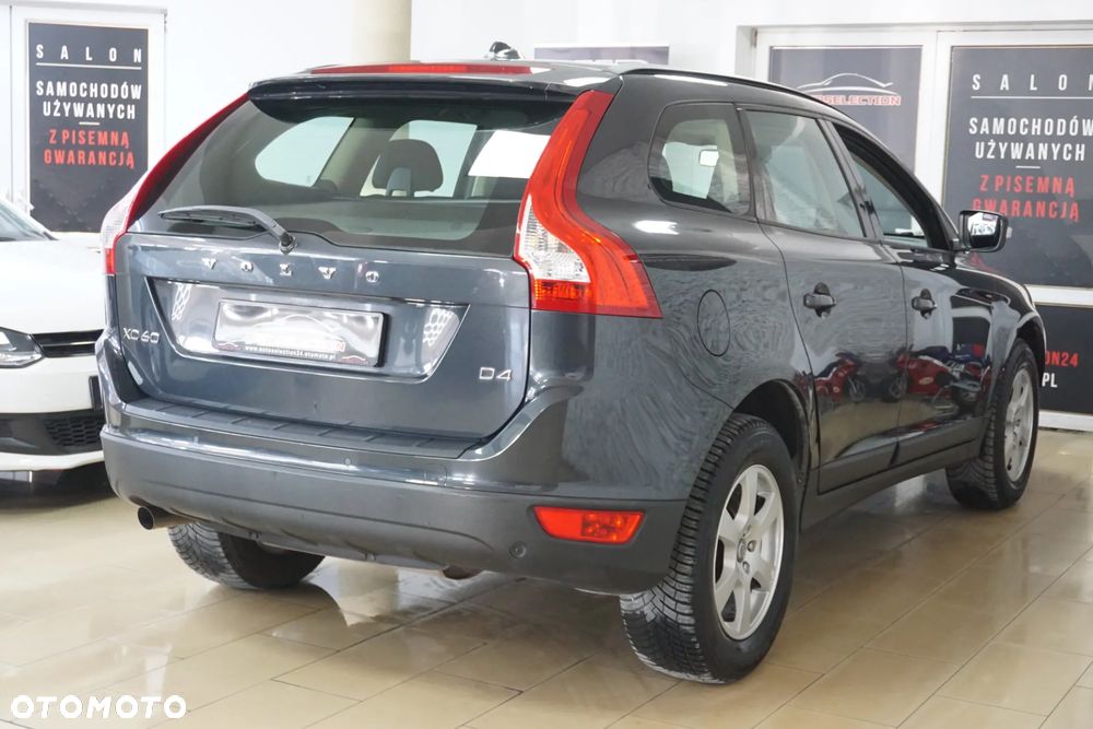 Volvo XC 60 D4 Geartronic Kinetic - 4