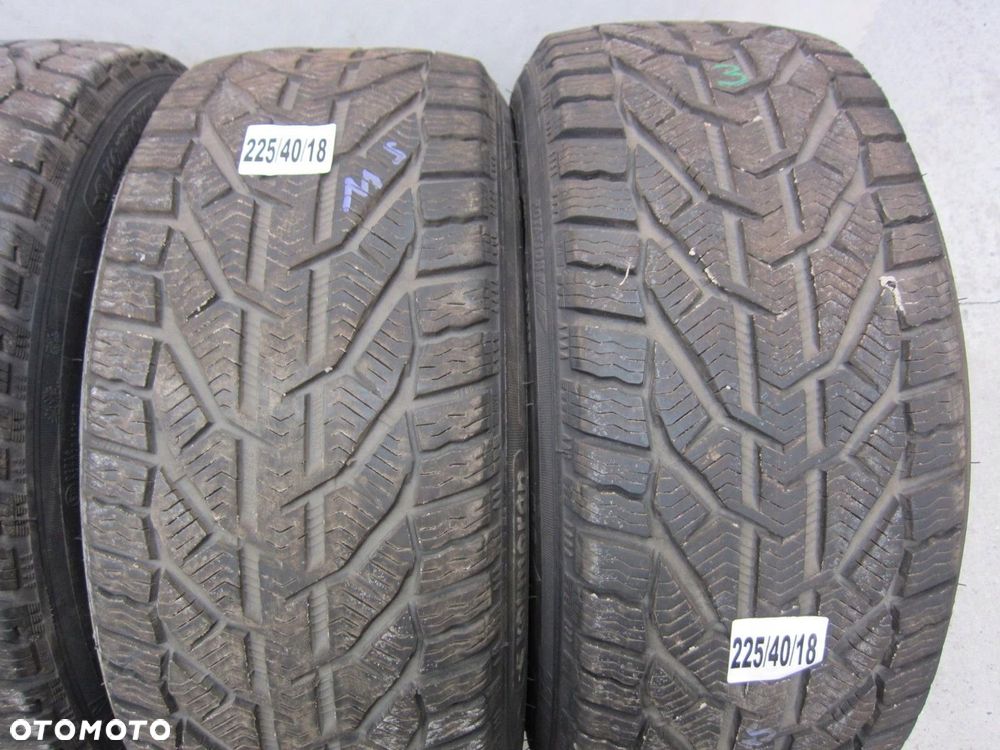 OPONY KORMORAN SNOW 225/40/18 R18 2X7.93MM 2X6.52MM 2019 2018 ZIMOWE - 2