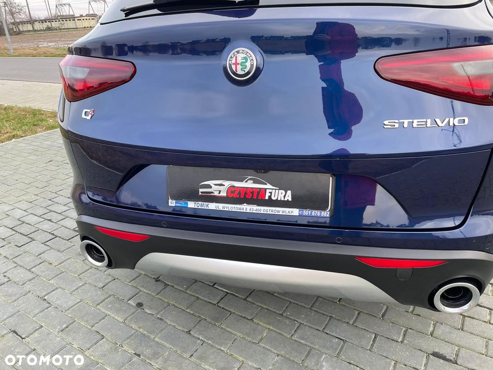 Alfa Romeo Stelvio 2.0 Turbo 16V AT8-Q4 Executive - 10