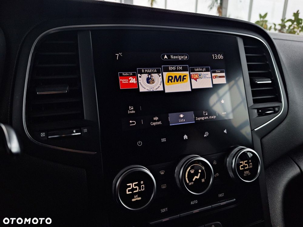 Renault Megane 1.5 Blue dCi Zen - 32