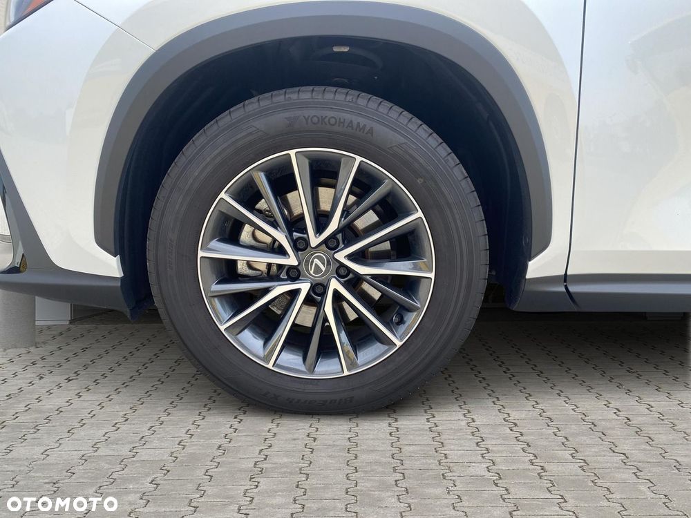 Lexus NX 350h Prestige AWD - 23