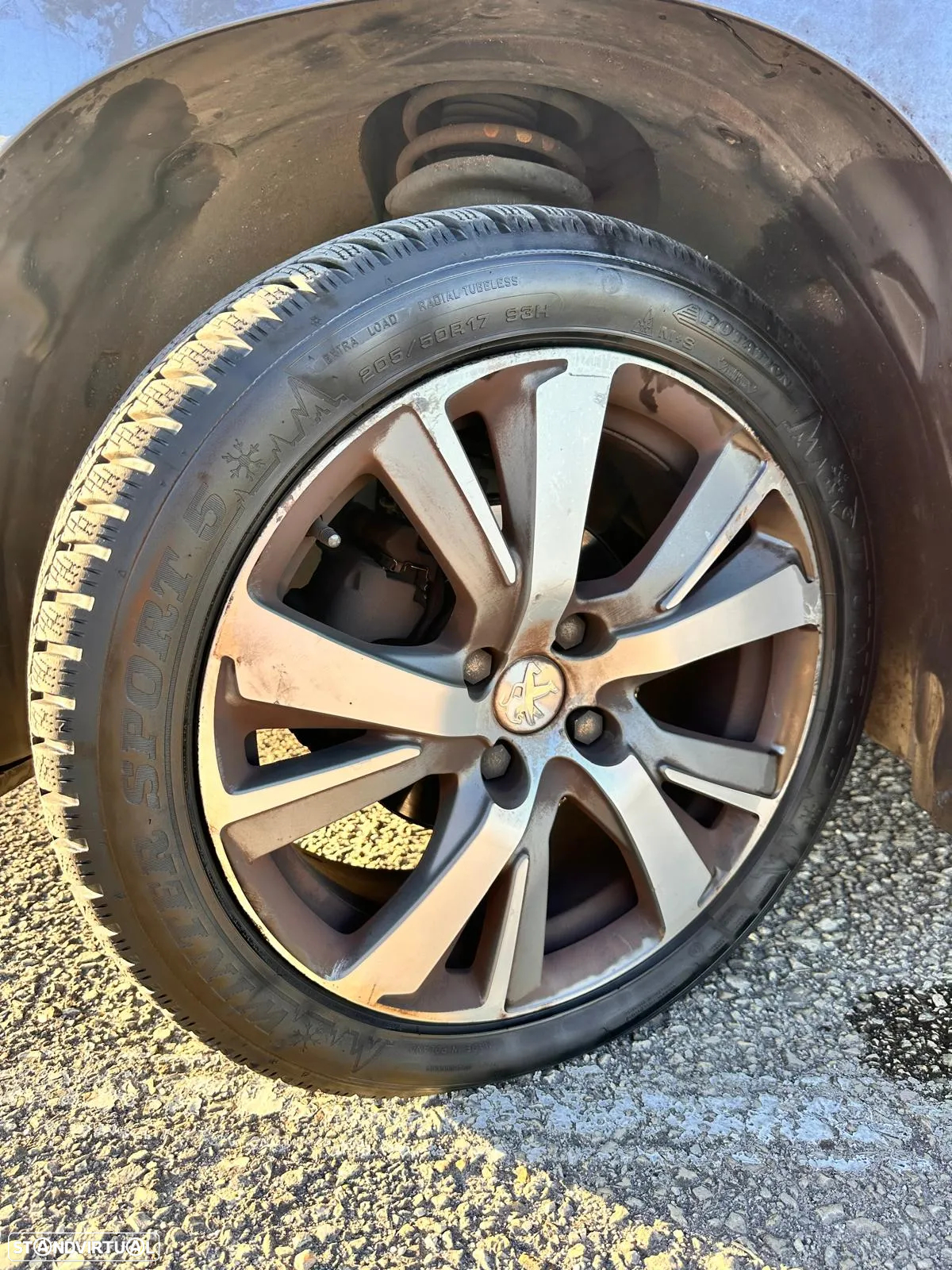 Peugeot 2008 1.6 e-HDi Allure - 17