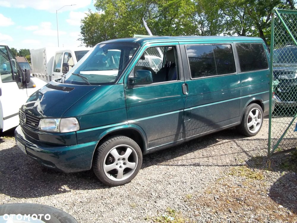 Volkswagen Multivan Standard - 3