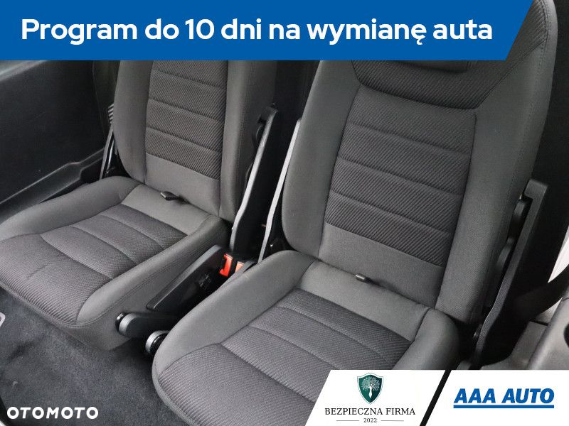 Ford S-Max - 19