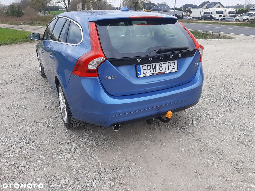 Volvo V60 D4 Business Edition - 9