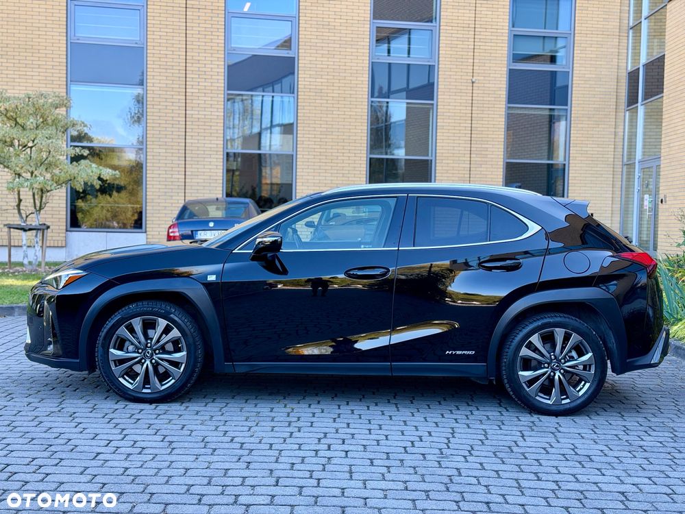 Lexus UX 200 GPF F Sport Design+ 2WD - 9