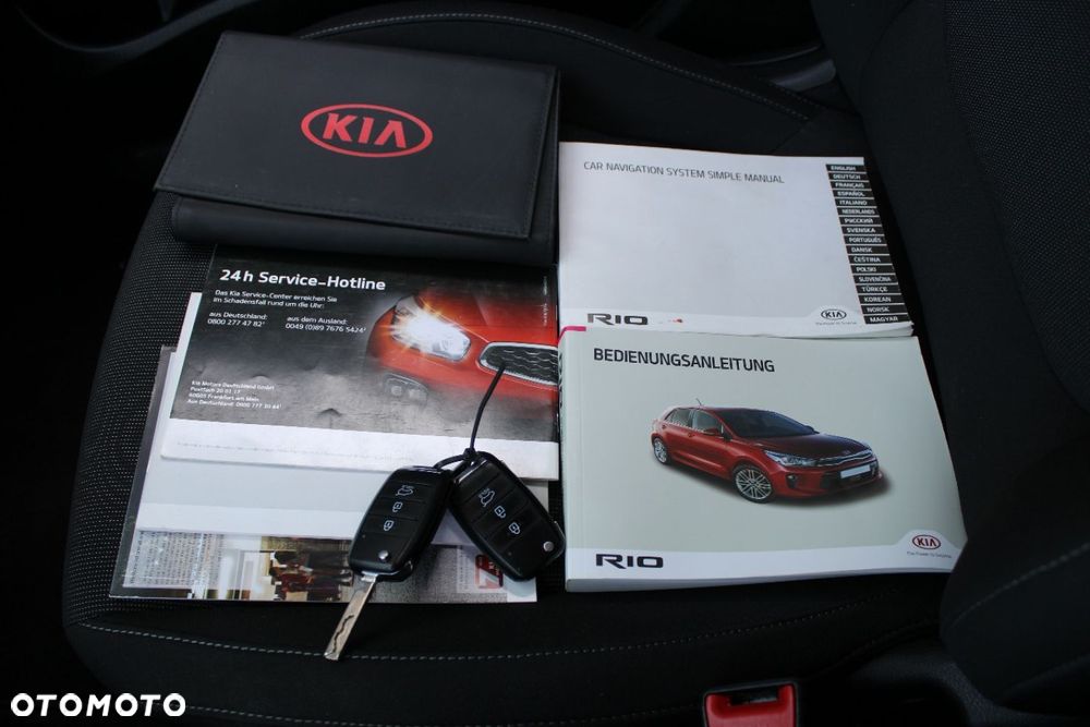 Kia Rio - 38