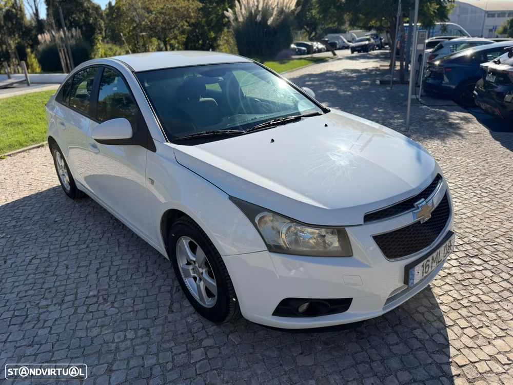 Chevrolet Cruze 1.6 LT - 2