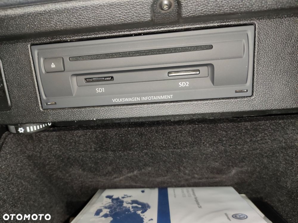 Volkswagen Passat 1.4 TSI Plug-In-Hybrid GTE - 22