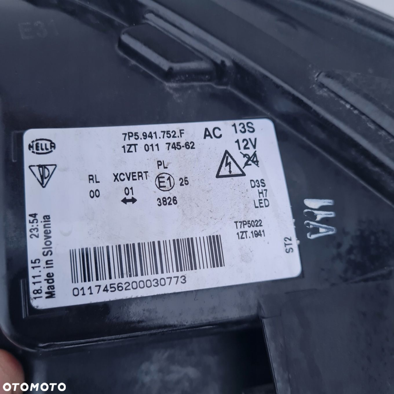 PORSCHE CAYENNE 7P5 LIFT LAMPA PRAWA XENON PRAWY ORYG. 7P5941752F - 7