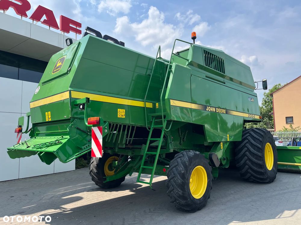 John Deere 2064 HillMaster - 9