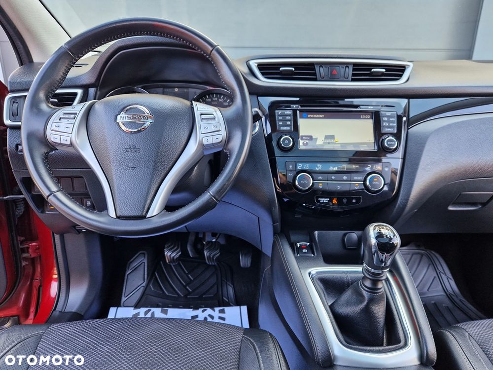 Nissan Qashqai 1.6 DIG-T Tekna+ - 17