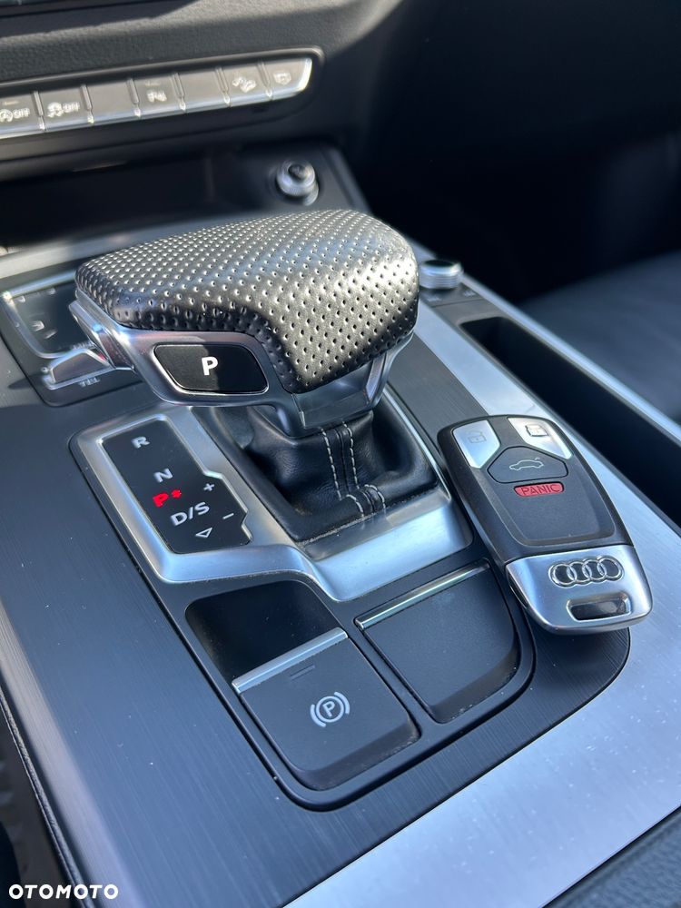 Audi Q5 2.0 TFSI Quattro S tronic design - 24